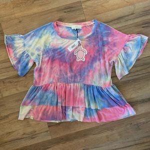 Super Cute NWT Simply Southern Top